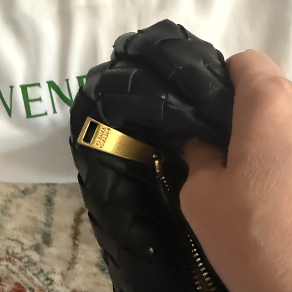 Fashion I repeat this is fashion!!! Bottega Veneta Black Intrecciato Mini Bag - Picture 3 of 8